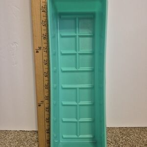 Vintage Tupperware Rectangular Jadeite Green celery/Vegetable keeper No Lid 70s